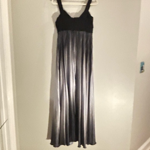 BETSY & ADAM Black Purple Silver Metallic Ombre Pleated Maxi Gown Dress 14M - Picture 6 of 12
